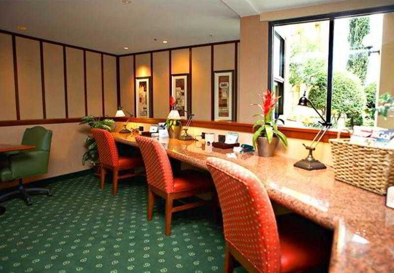 Courtyard By Marriott Northwest Hotel 3*