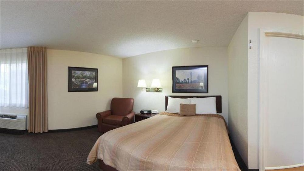 Hotel Sonesta Simply Richardson