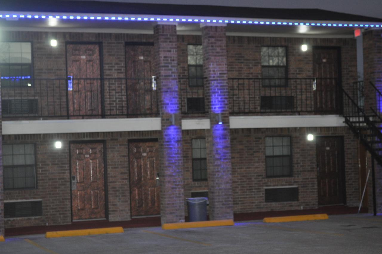 Hotel Trinity Downtown Dallas