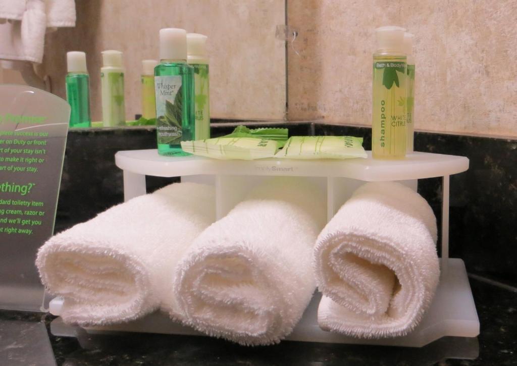 Express & - Park Northeast By Ihg 3*