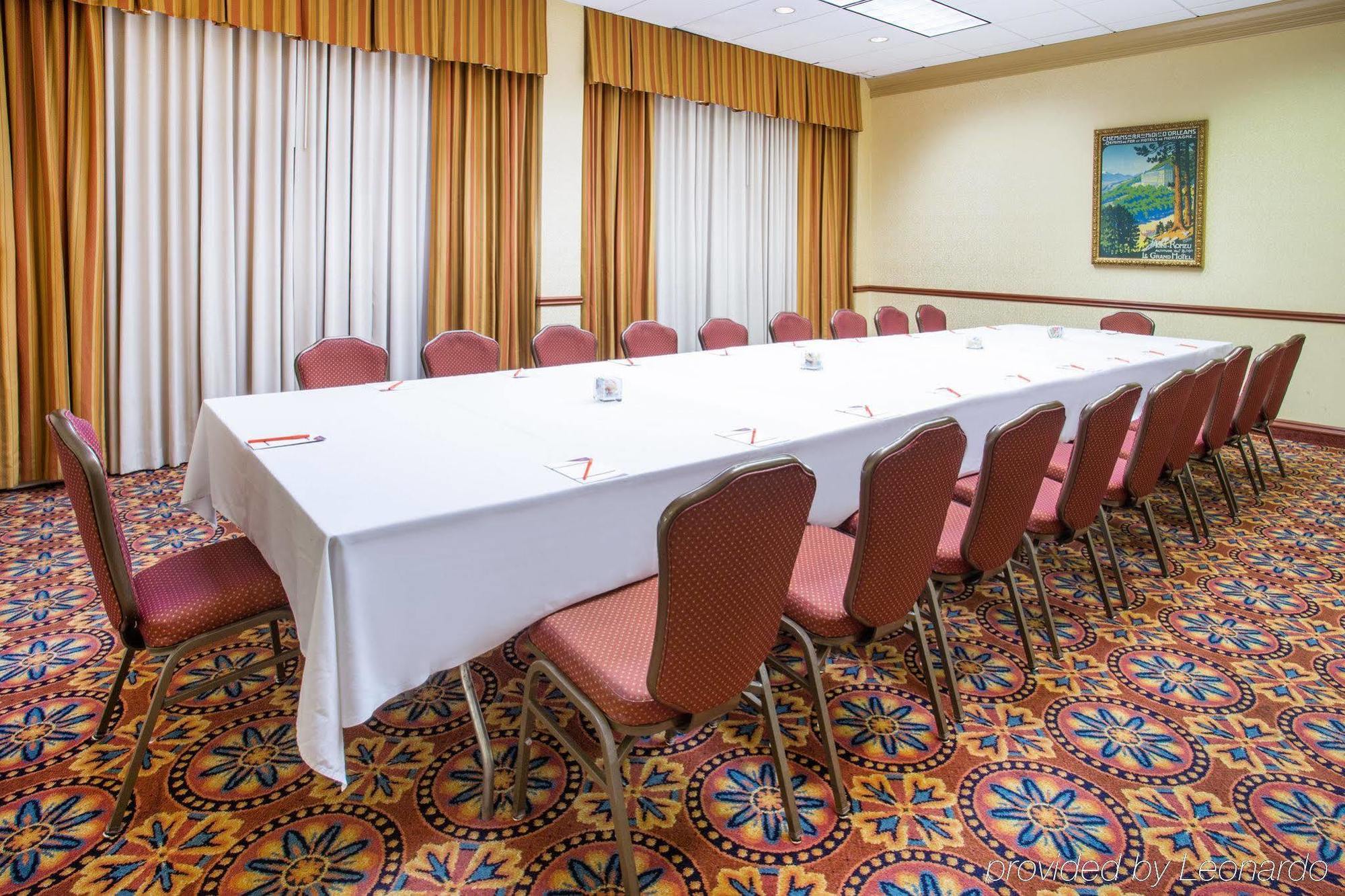 Hotel Crowne Plaza Market Ctr - Field, An Ihg