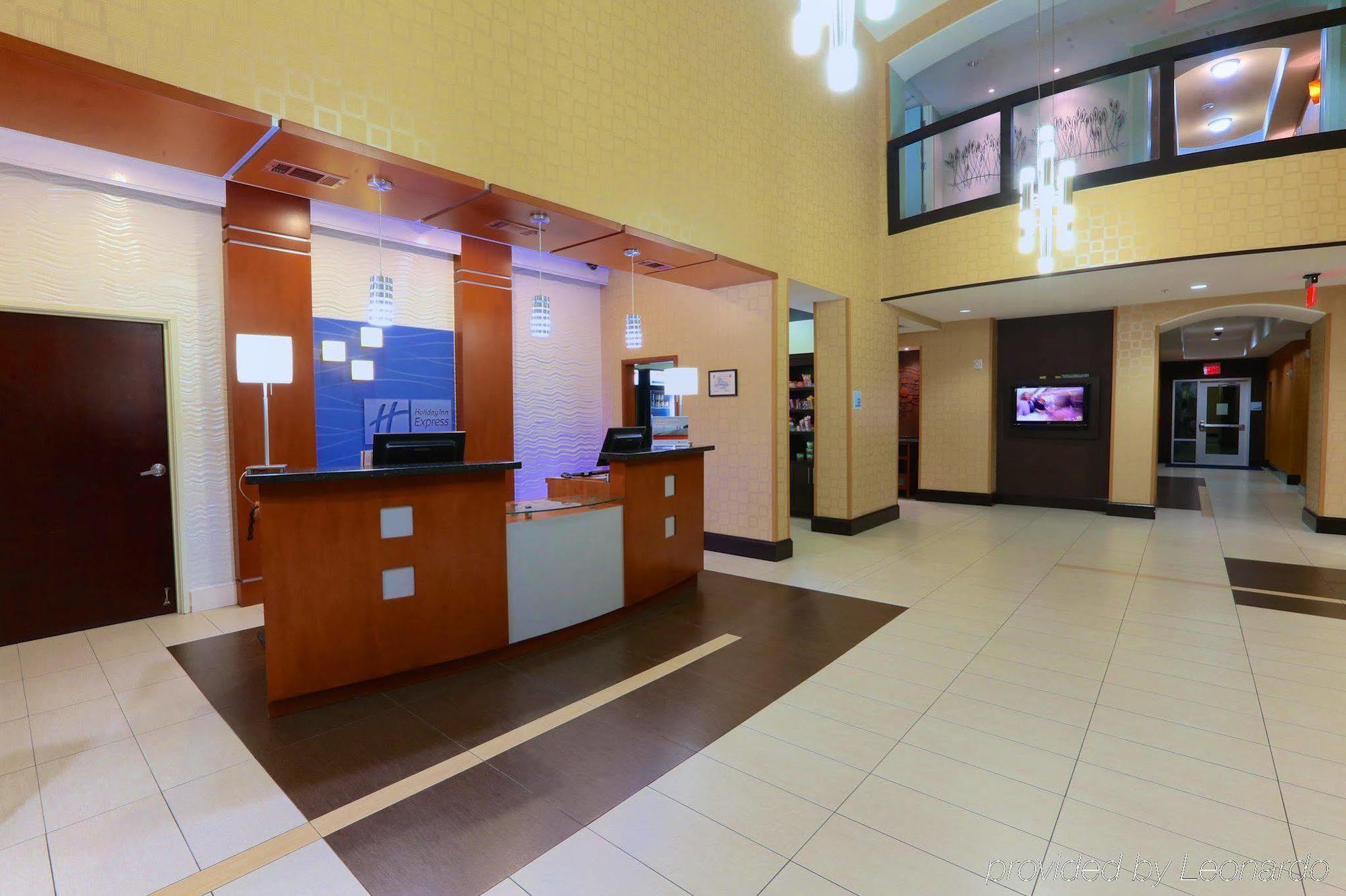 Hotel Express & West By Ihg 3*