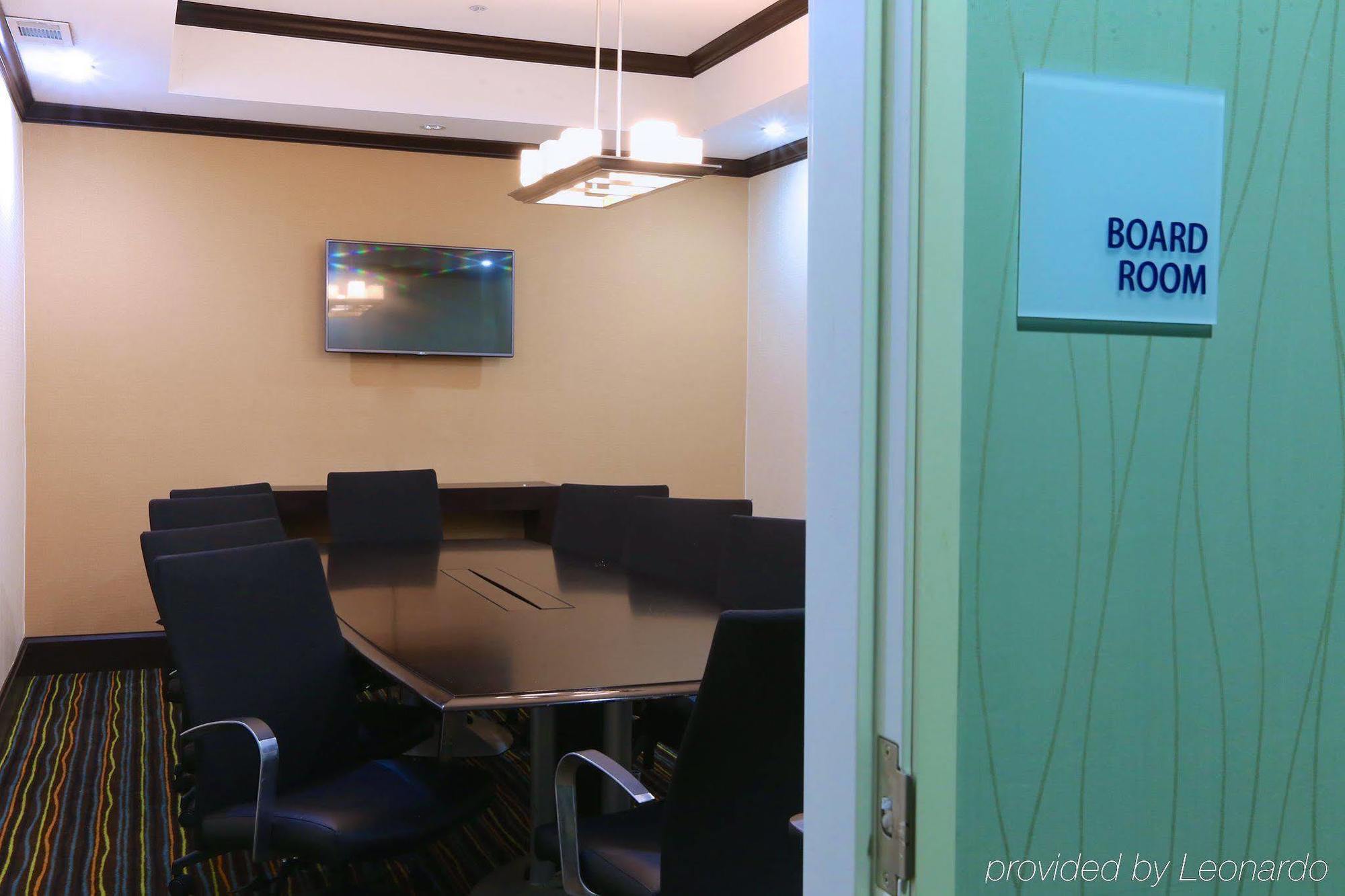 Express & West By Ihg 3* Dallas