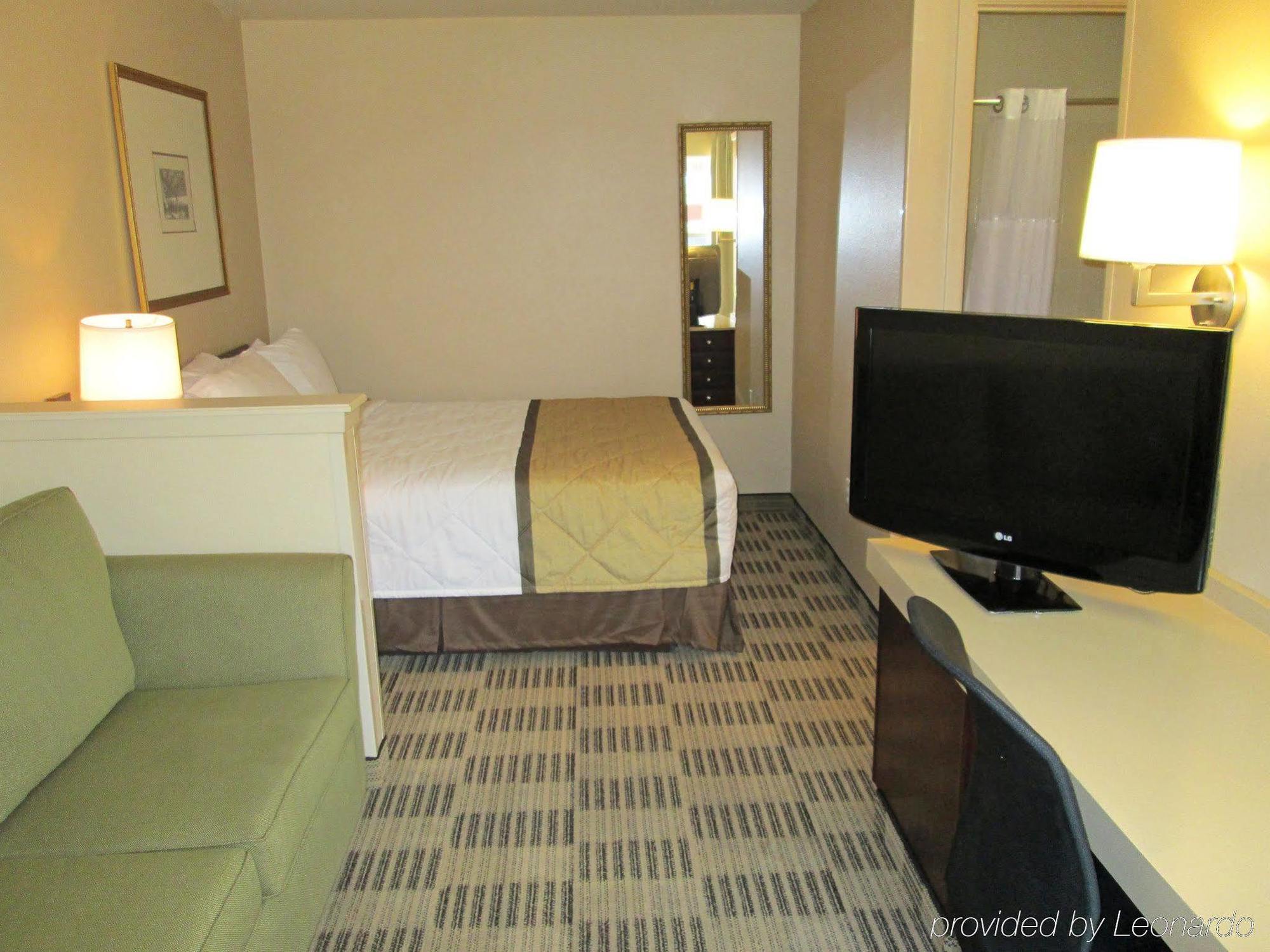 Extended America - - Vantage Point Dr Hotel 2*