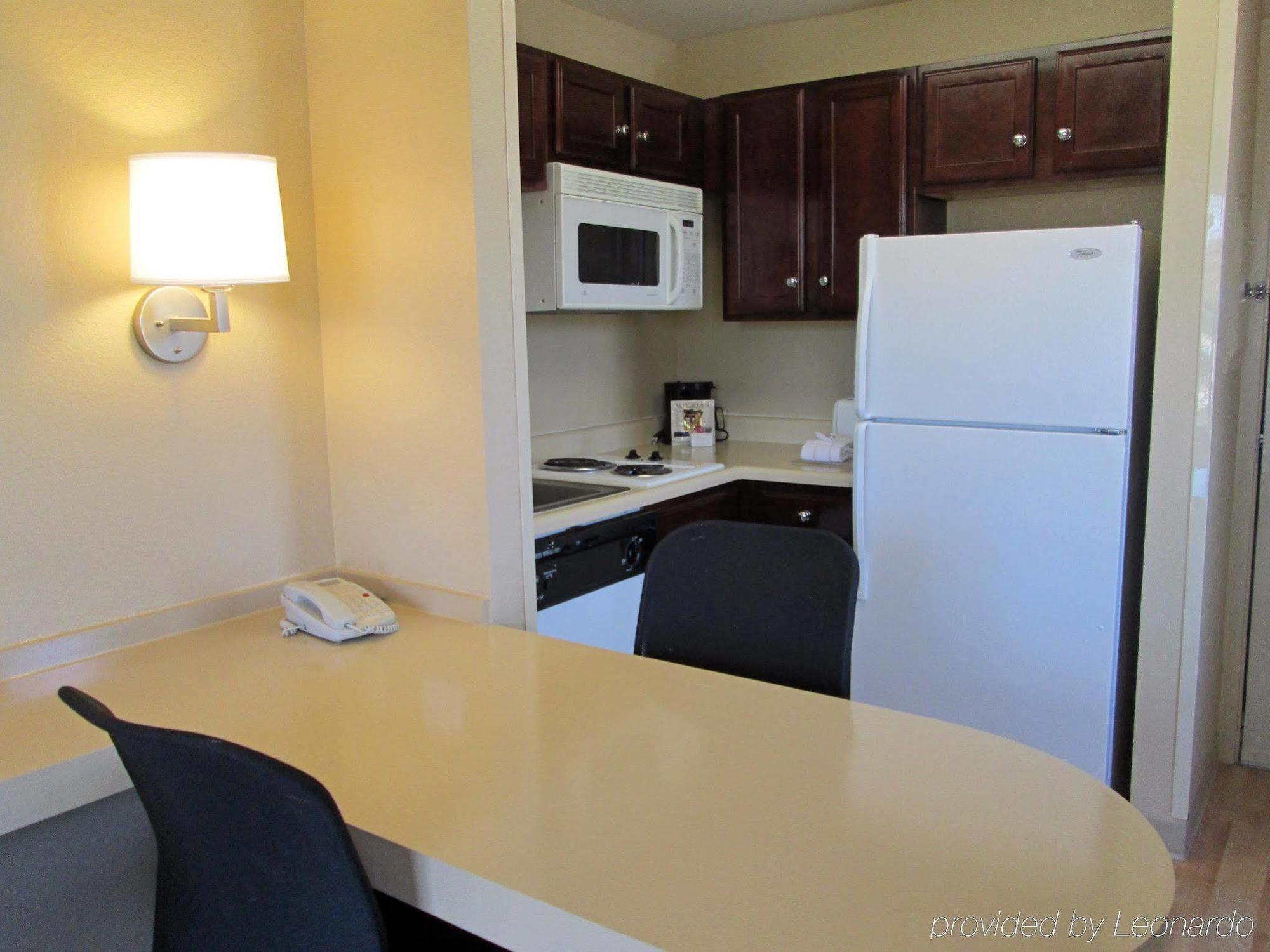 Extended America - - Vantage Point Dr Hotel