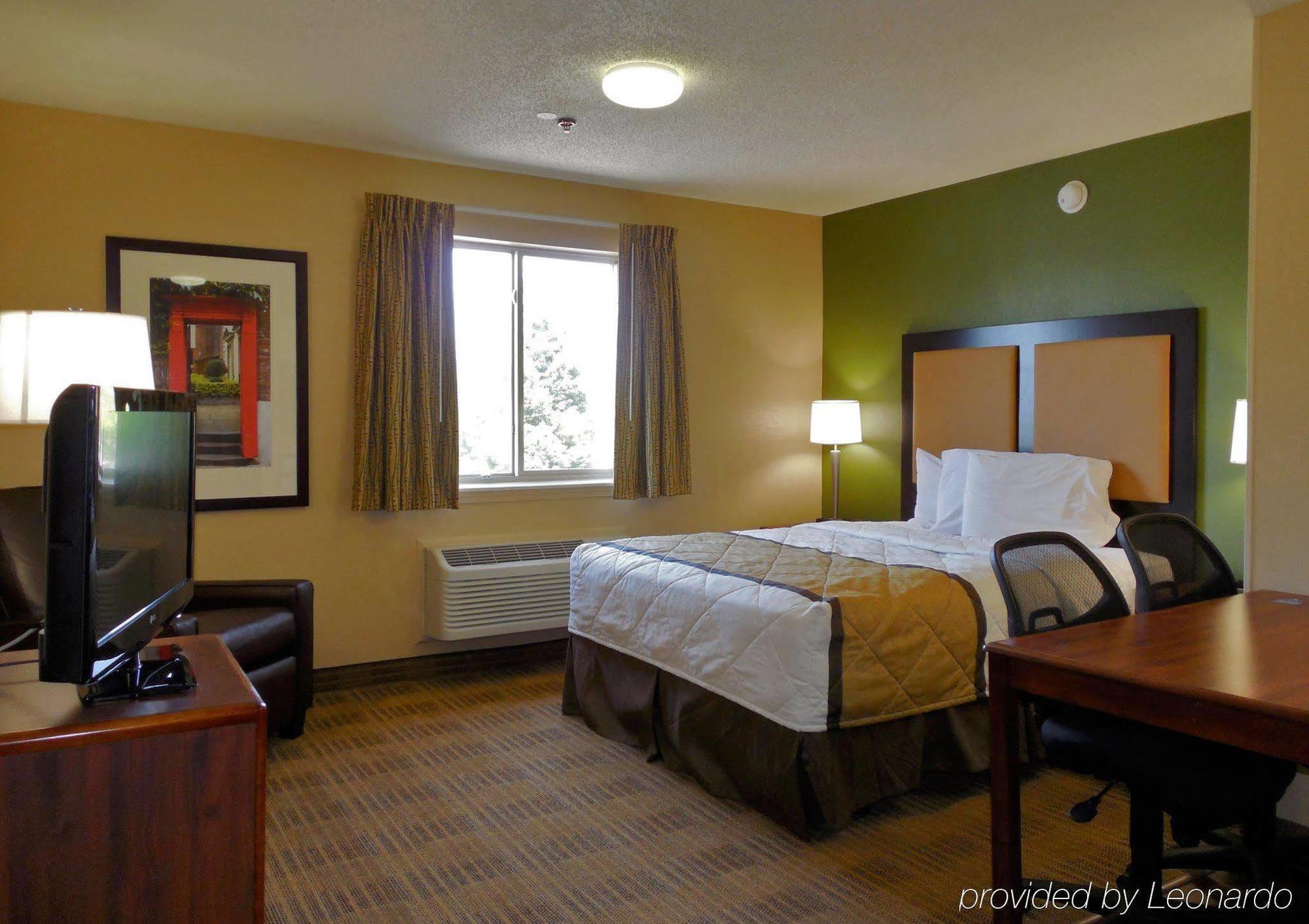 Extended America - - Market Center Dallas