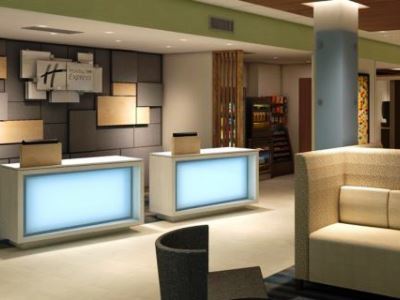Express & - Nw Hwy - Field By Ihg