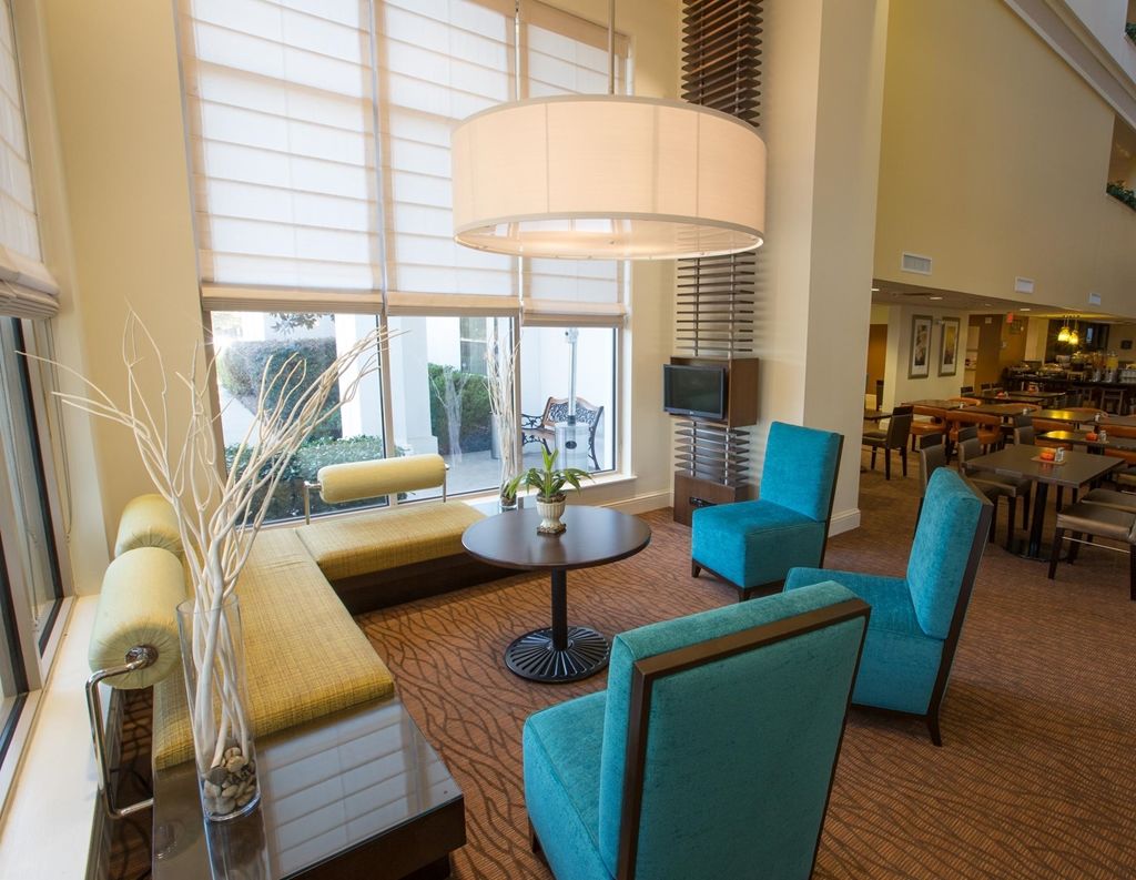 Hilton Garden Dallas/market Center Hotel 3*