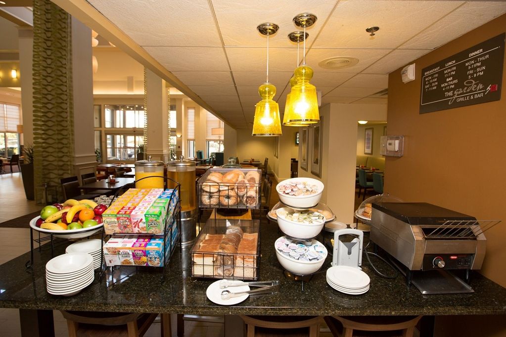 Hilton Garden Dallas/market Center Hotel