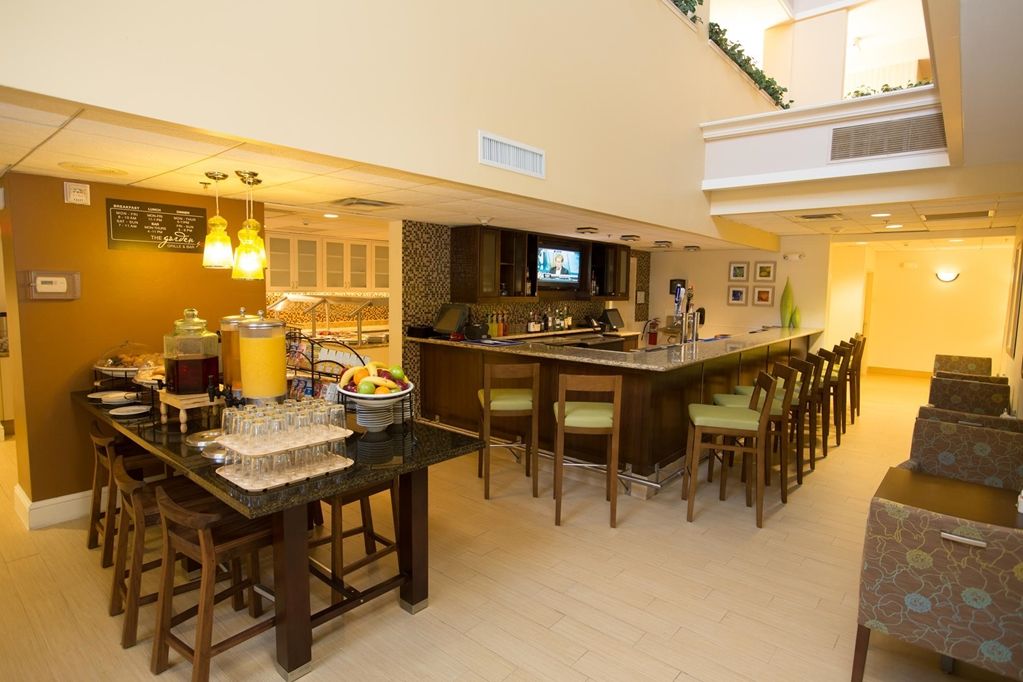 Hilton Garden Dallas/market Center 3* Dallas