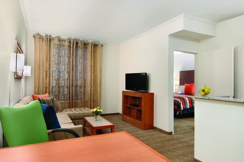 Hyatt House Lincoln Park 3* Dallas