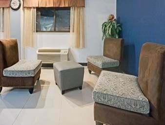 Hotel Field 2*