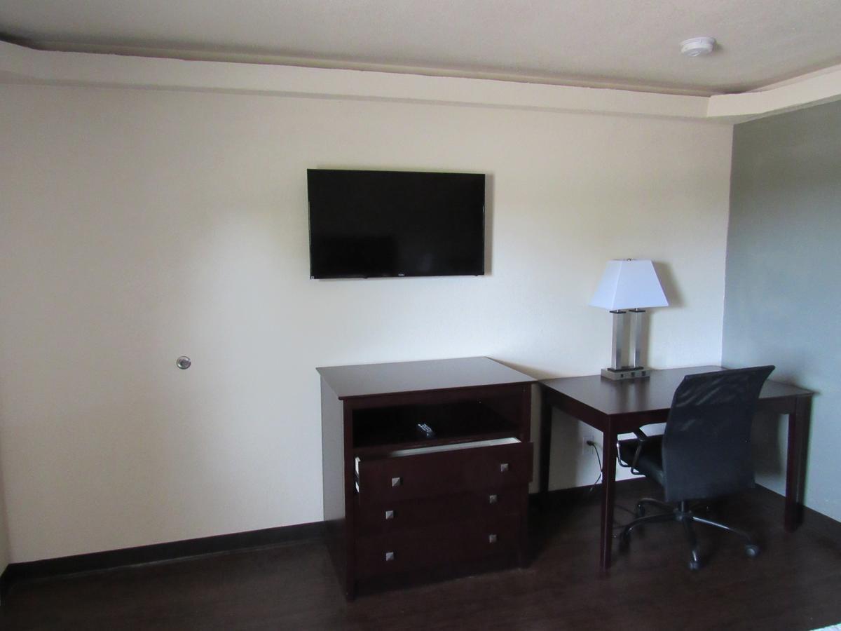 Hotel Trinity Downtown 2*
