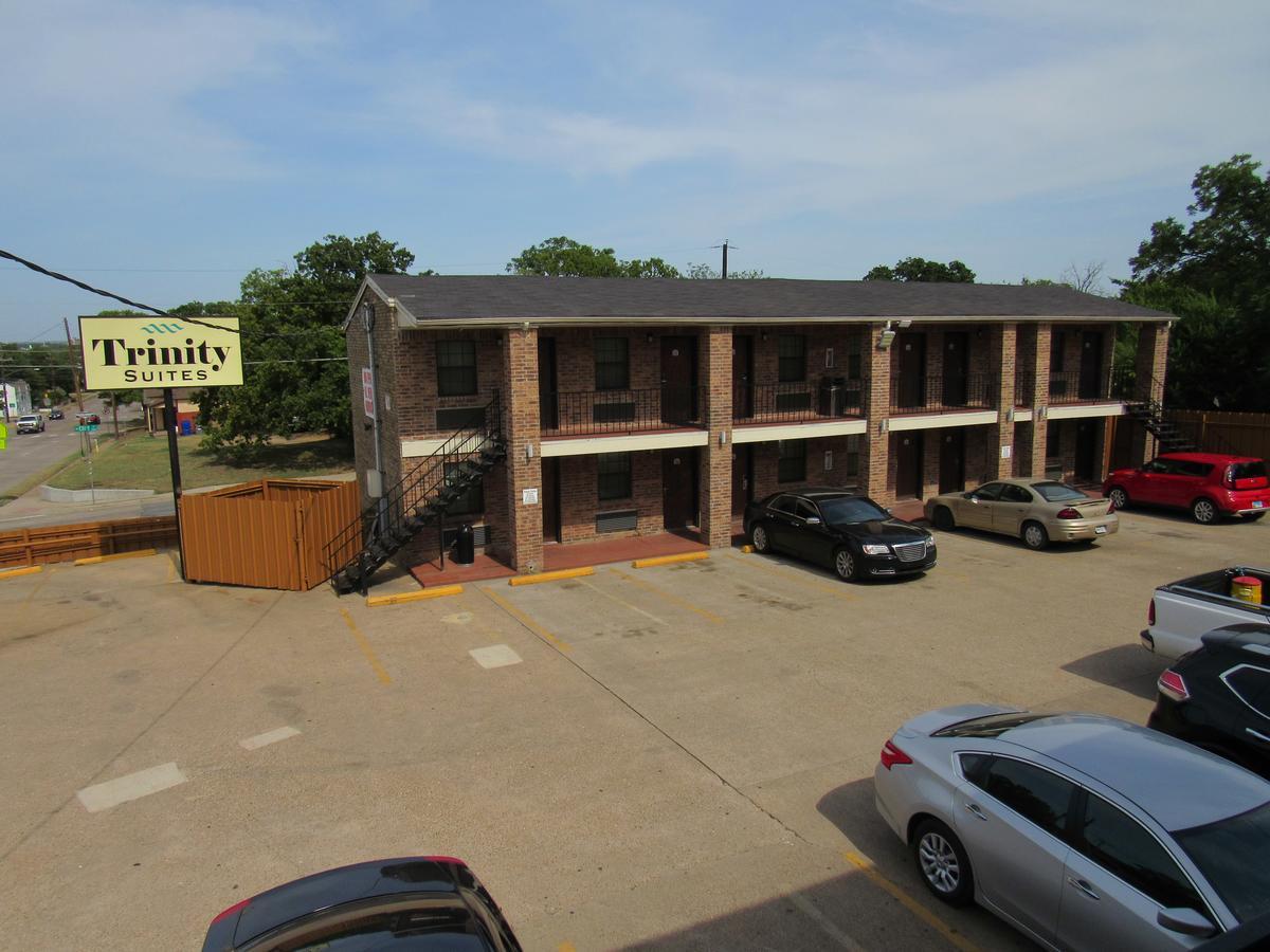 Trinity Downtown Hotel 2*