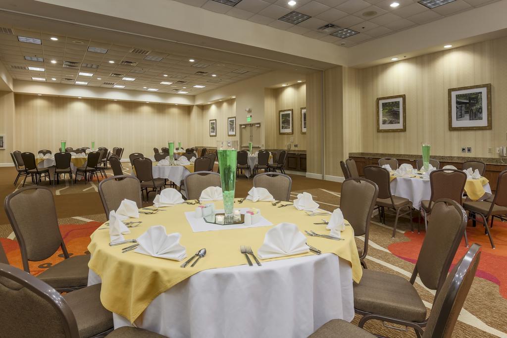 Hilton Garden Dallas/market Center 3* Dallas
