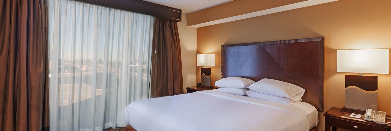Embassy By Hilton Market Center 3*