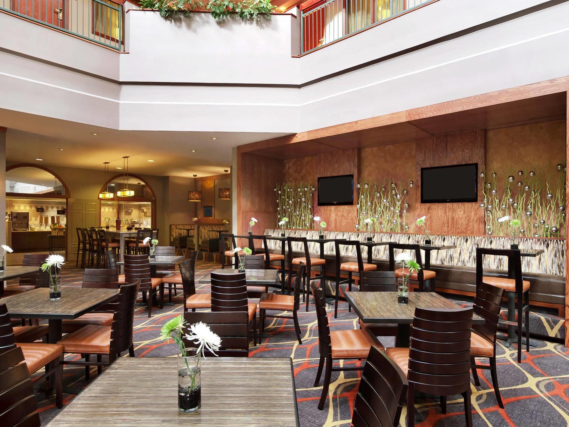 Embassy By Hilton Near The Galleria Hotel 4*