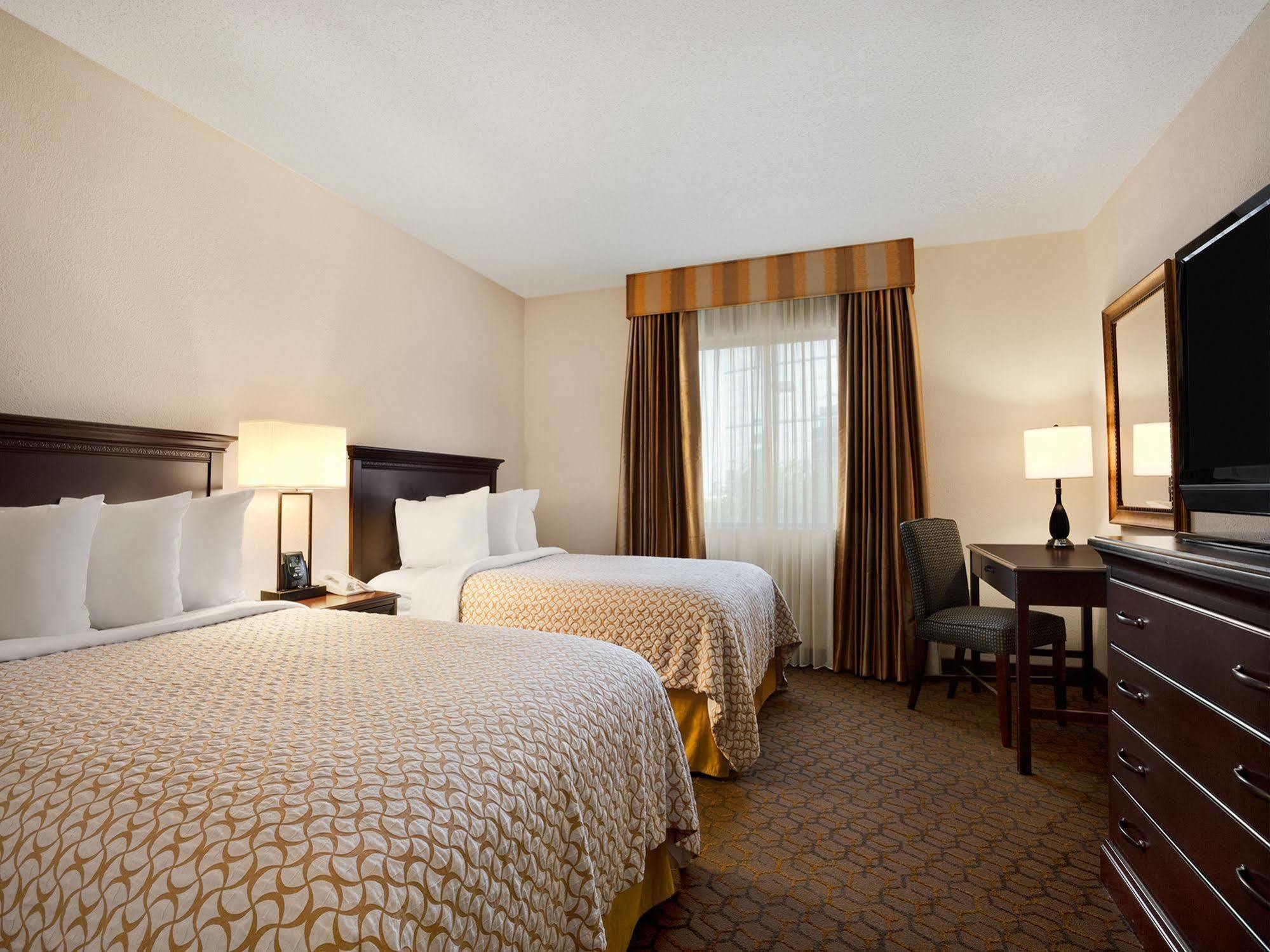 Embassy By Hilton Near The Galleria 4* Dallas