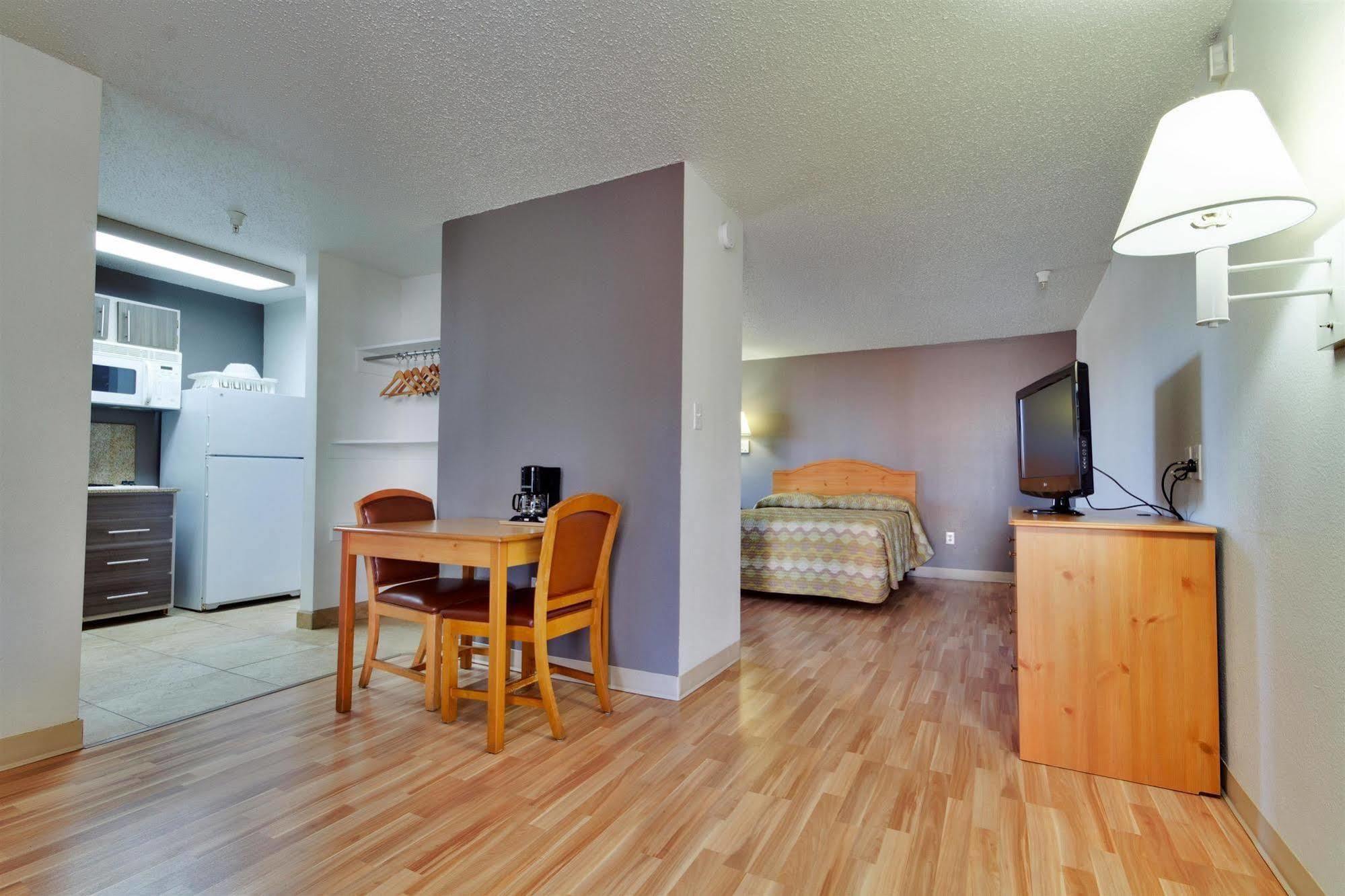 6-dallas, Tx - North - Richardson 2* Dallas