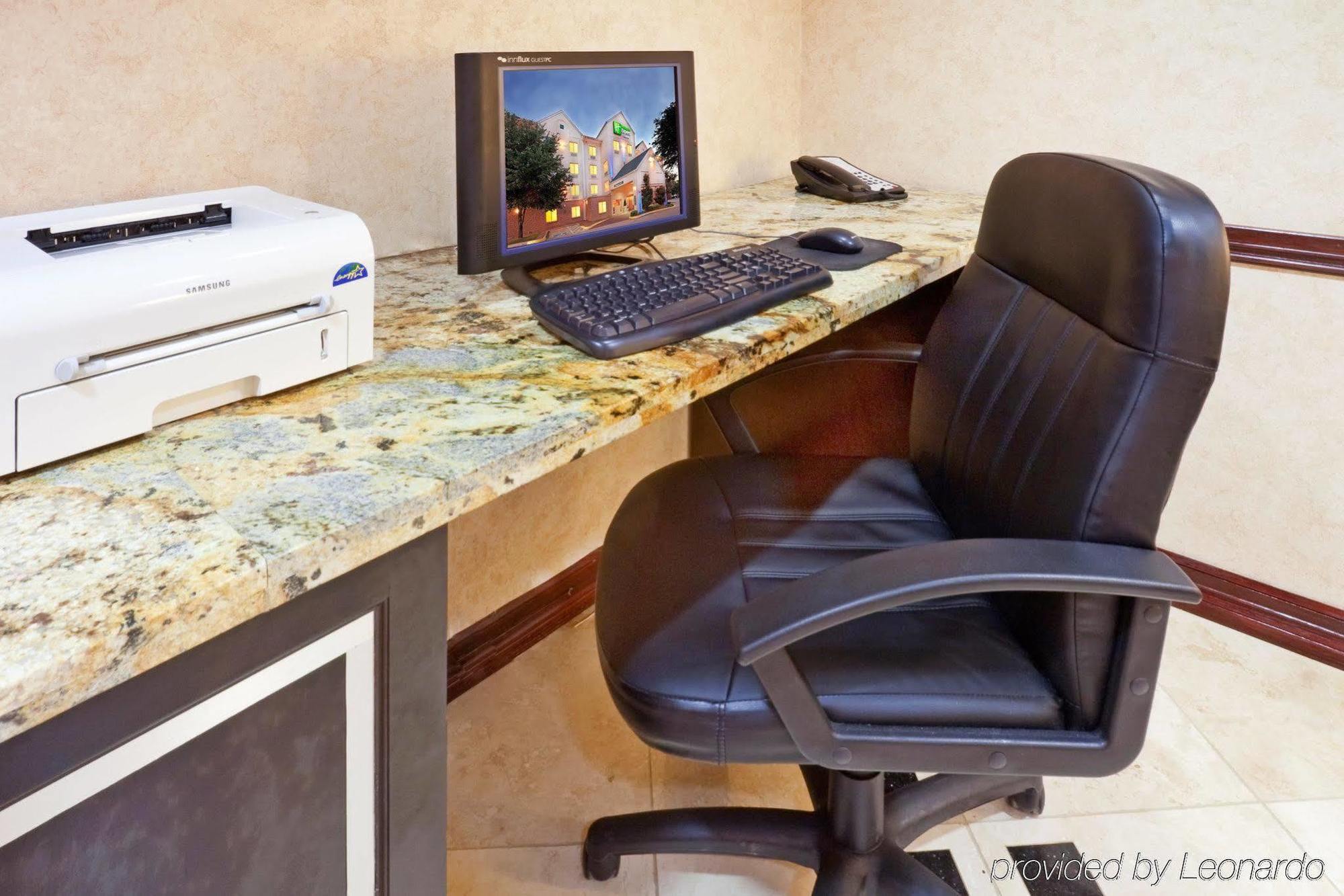Express & - Park Northeast By Ihg 3* Dallas