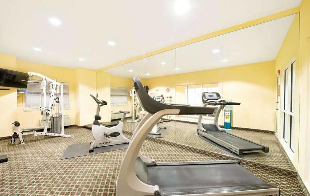 Candlewood - Plano Medical Center Hotel