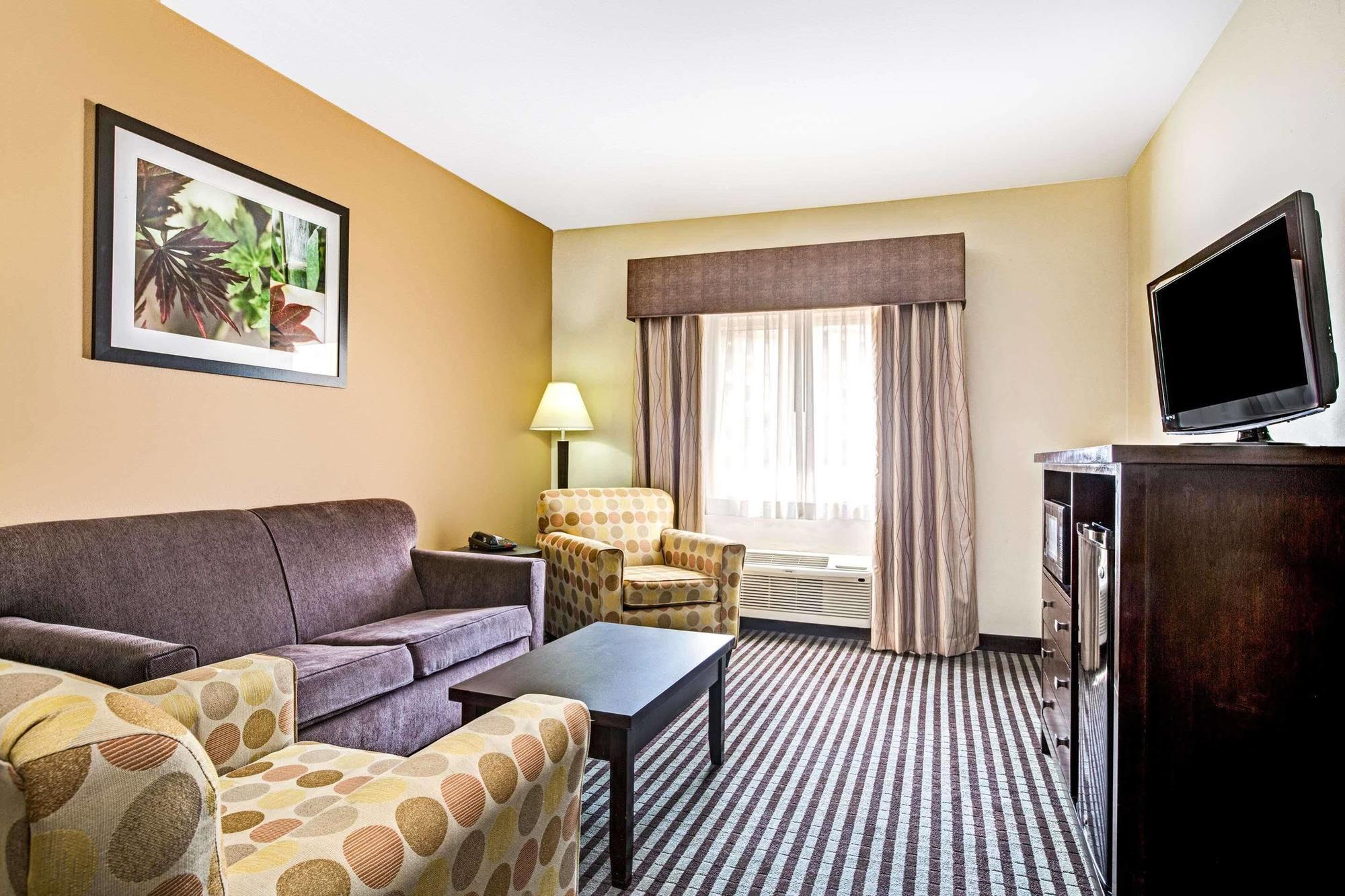 Baymont By Wyndham Dallas/ Field Dallas