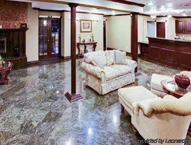 Hawthorn Field Hotel 3*