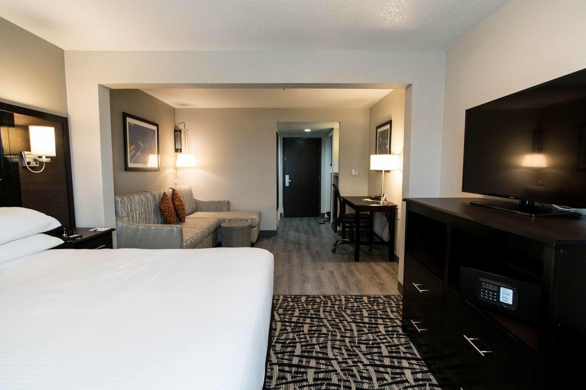 Wingate By Wyndham Field 3* Dallas