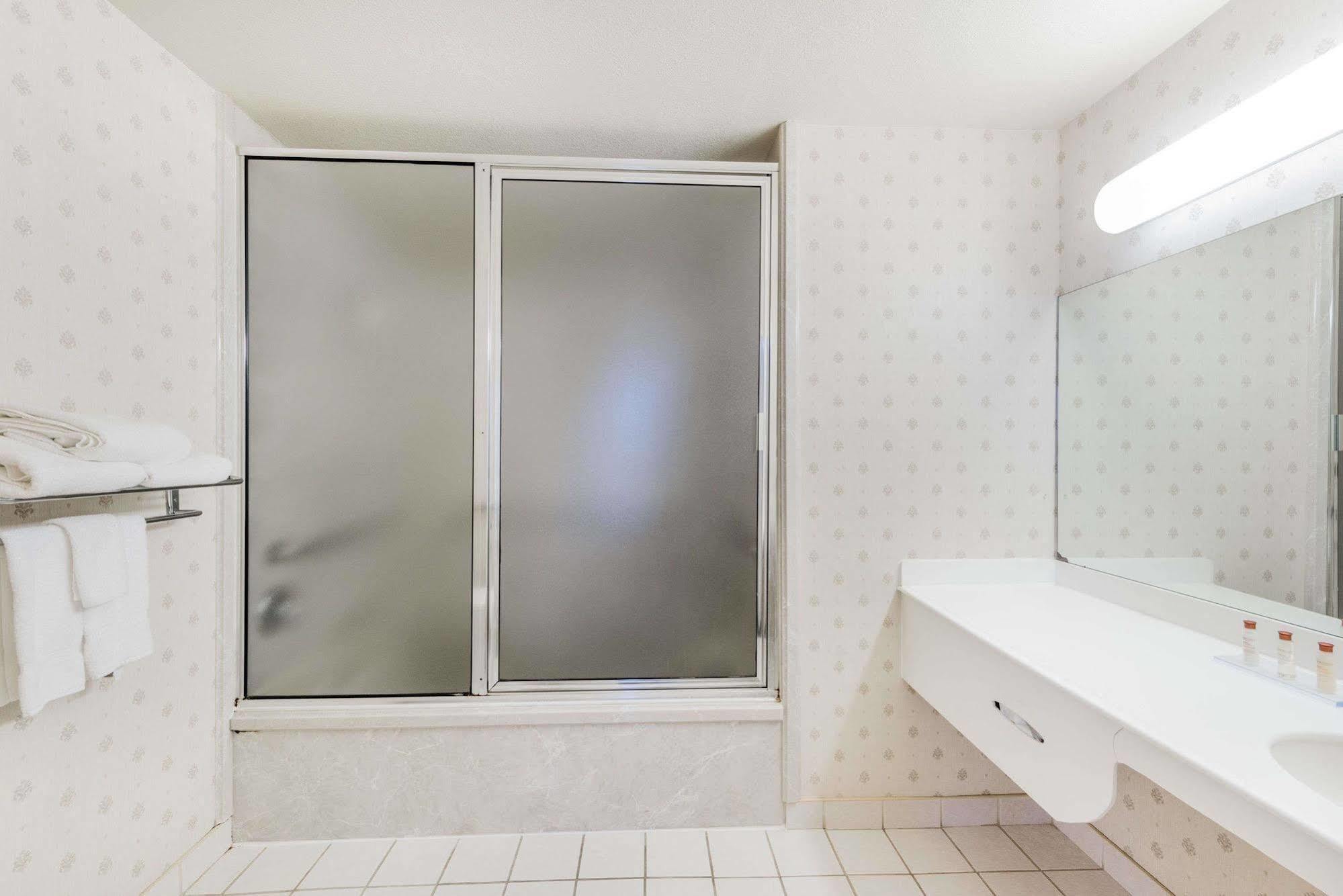 Wingate By Wyndham Field 3* Dallas