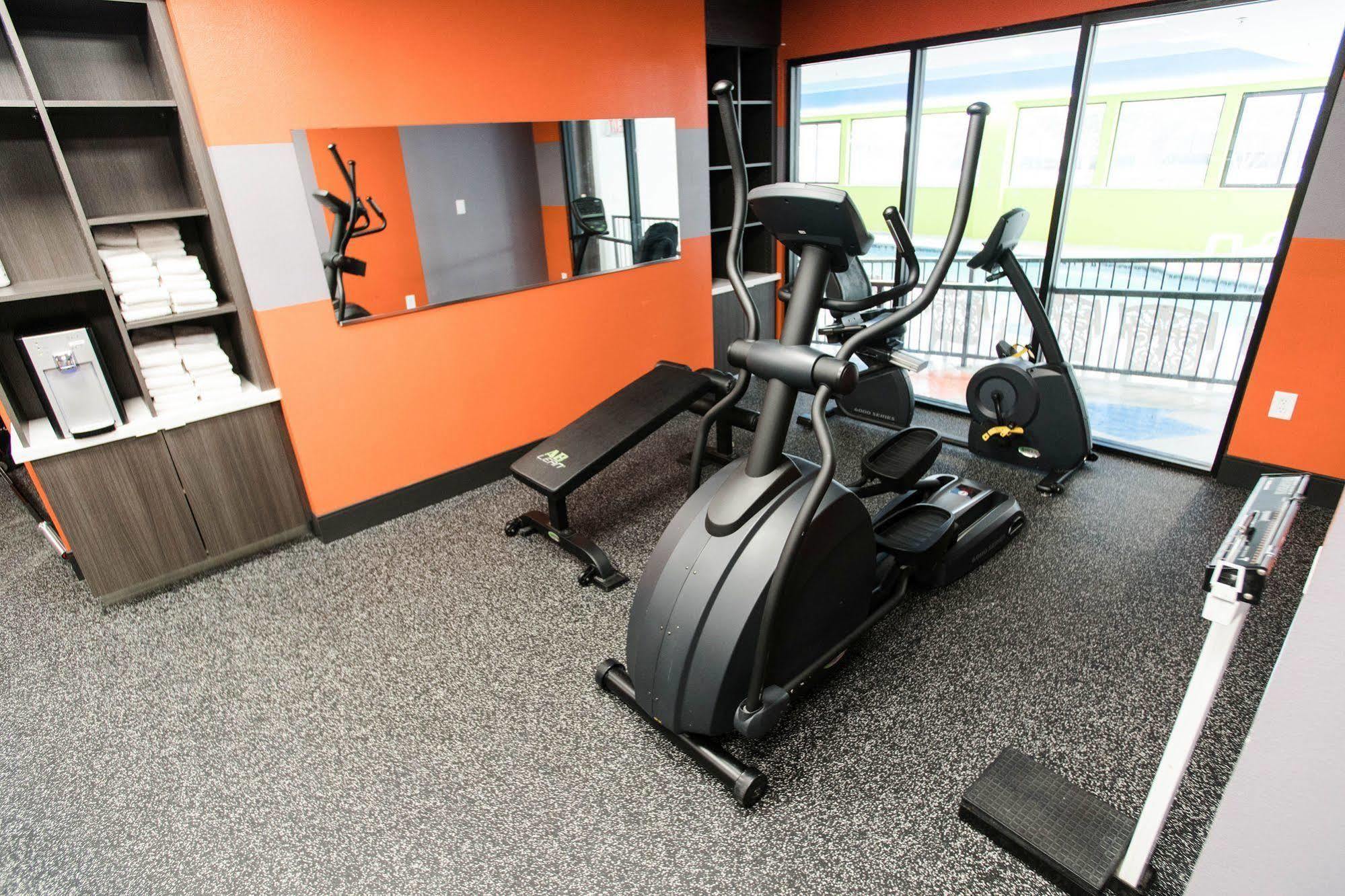 Wingate By Wyndham Field Hotel 3*