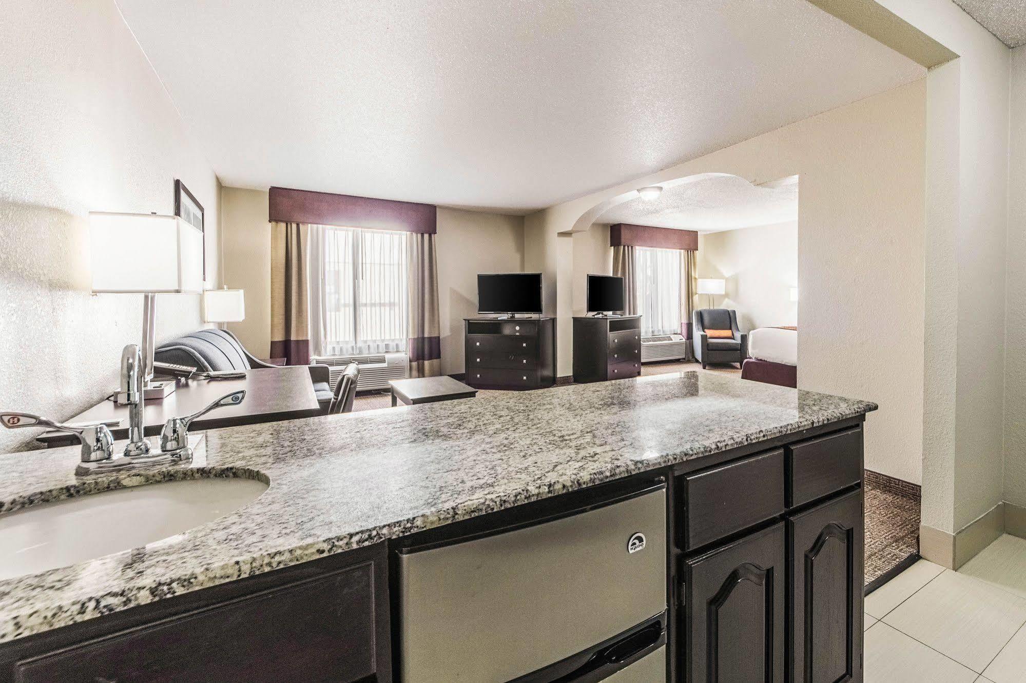 Comfort Park Inn Dallas