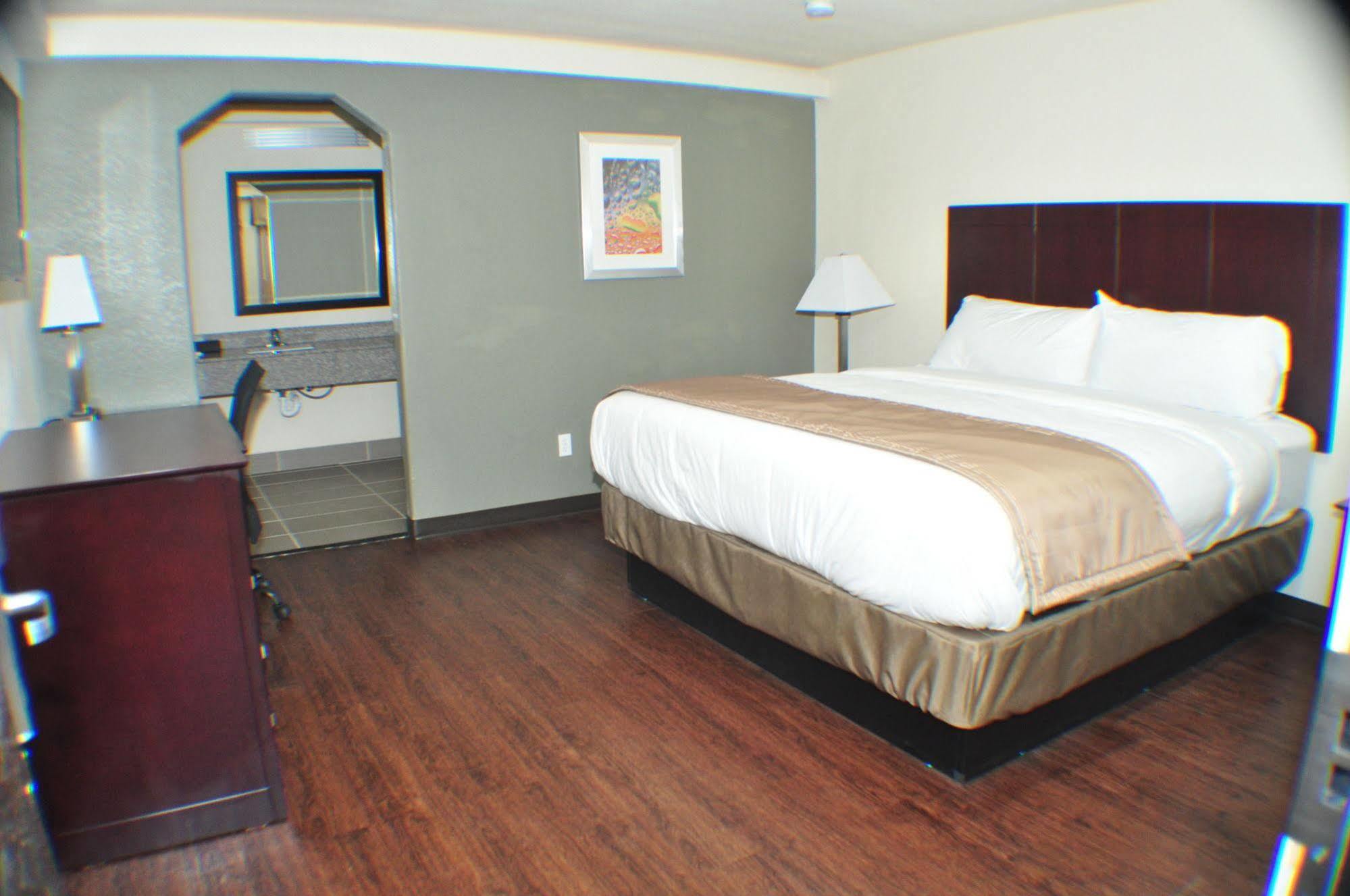 Hotel Trinity Downtown Dallas