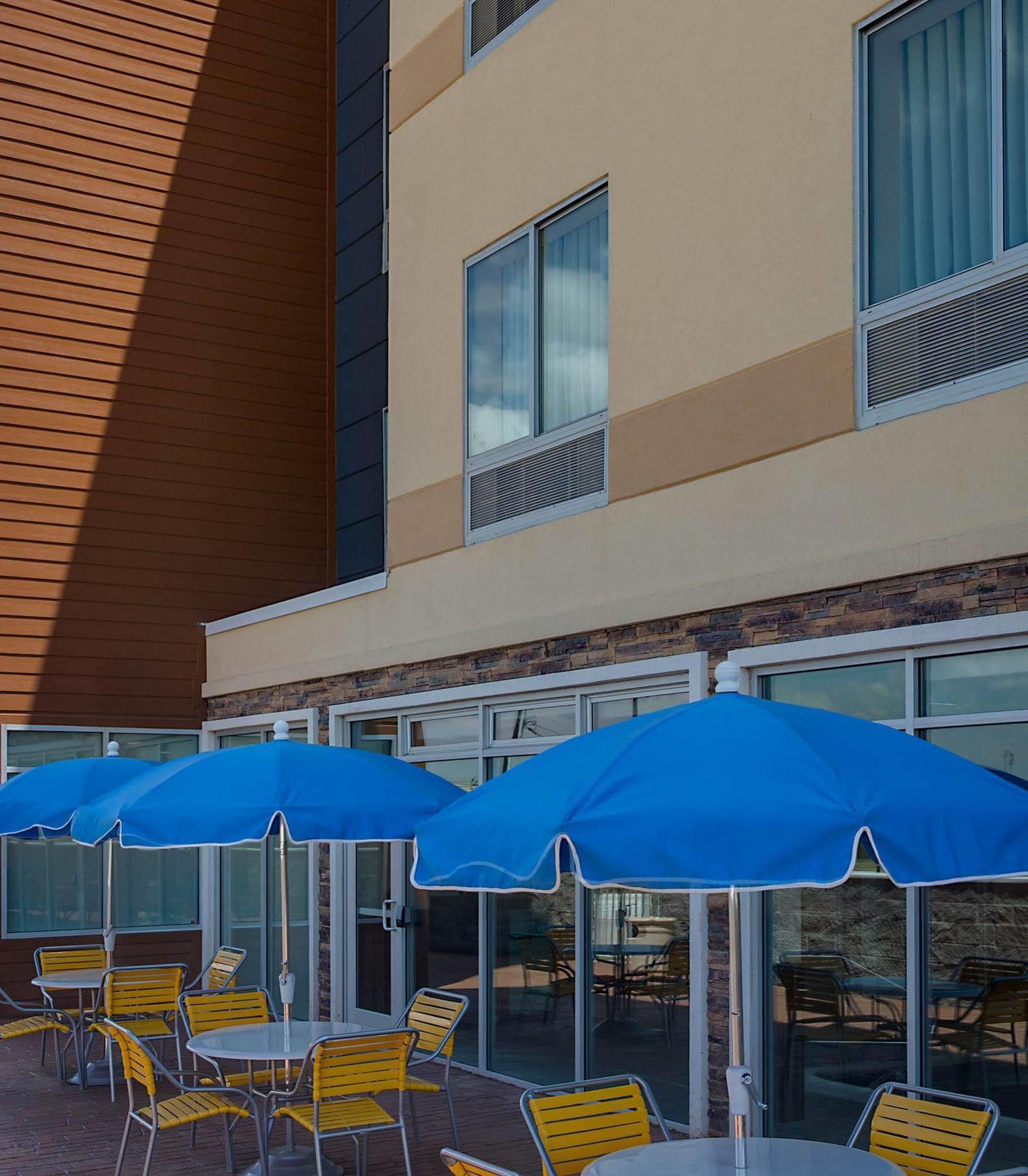 Hotel Fairfield & By Marriott West/i-30 Dallas