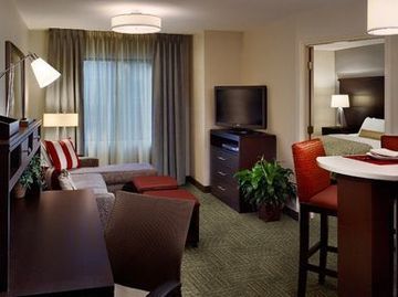 Express & - Nw Hwy - Field By Ihg Dallas