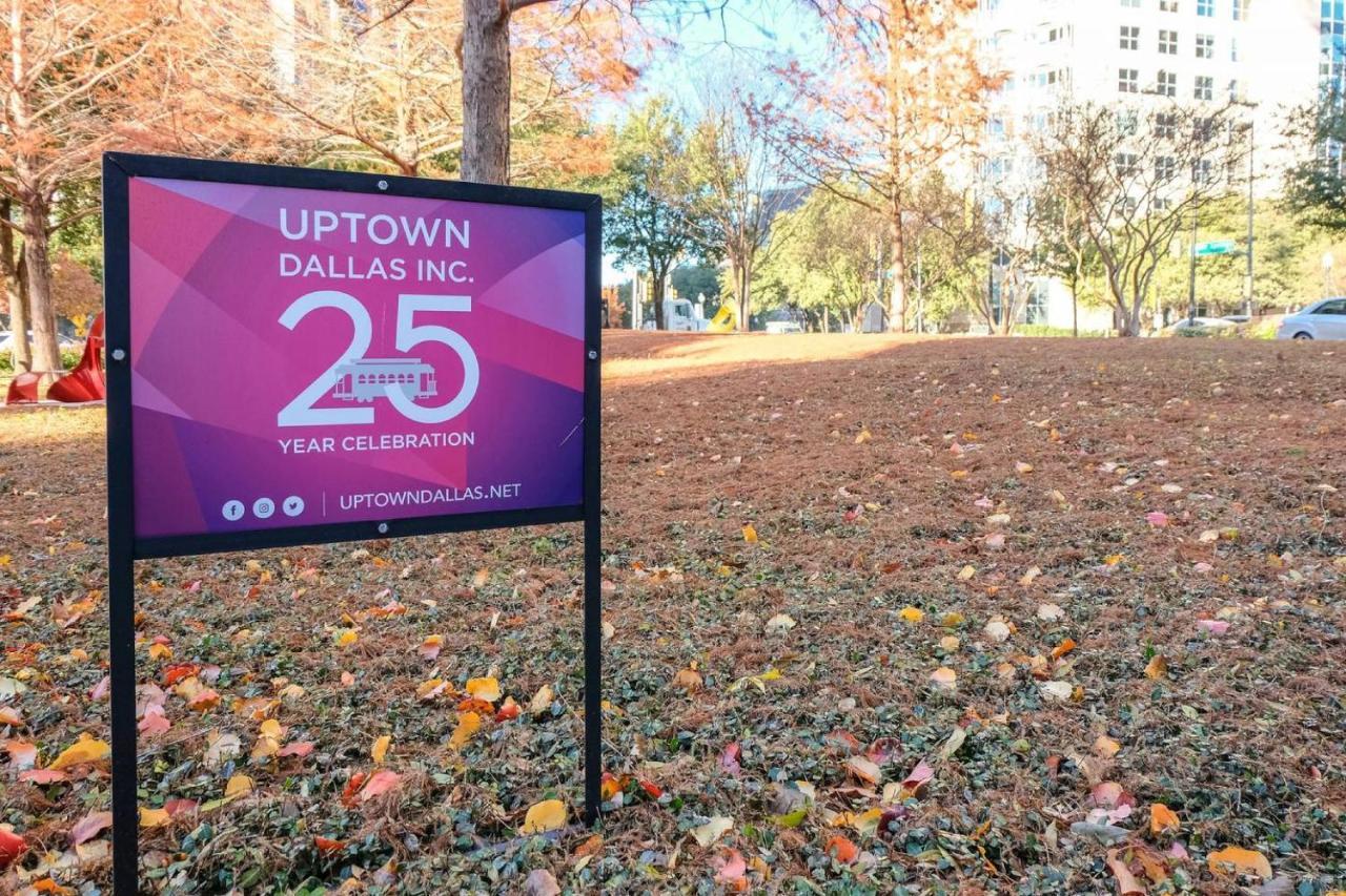 Frontdesk 2525 Reagan St Apts Uptown *