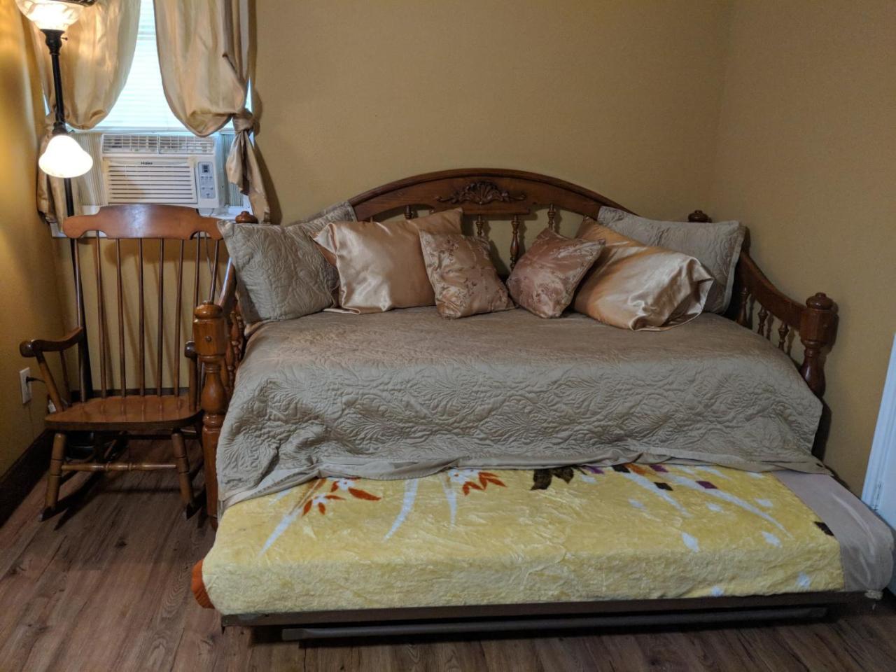 Bed & Breakfast Alla's Historical Bed And Breakfast, Spa And Cabana