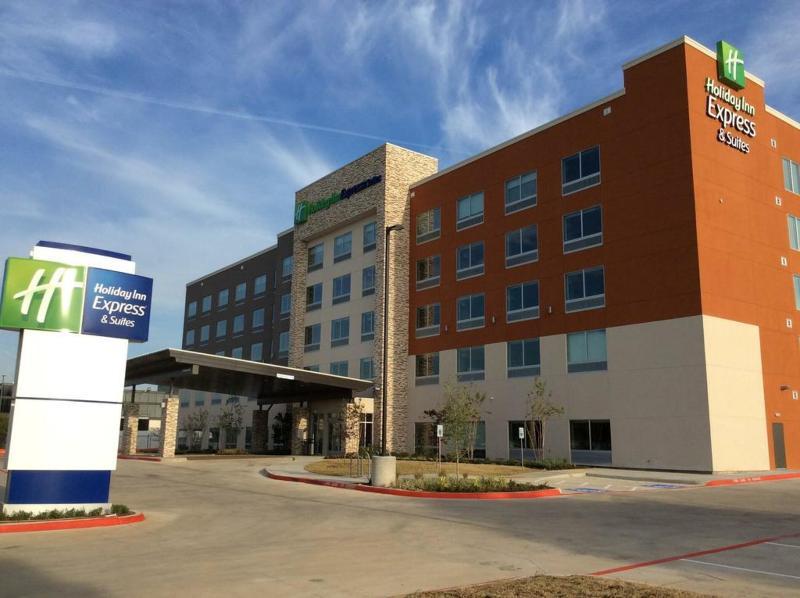 Hotel Express & - Nw Hwy - Field By Ihg