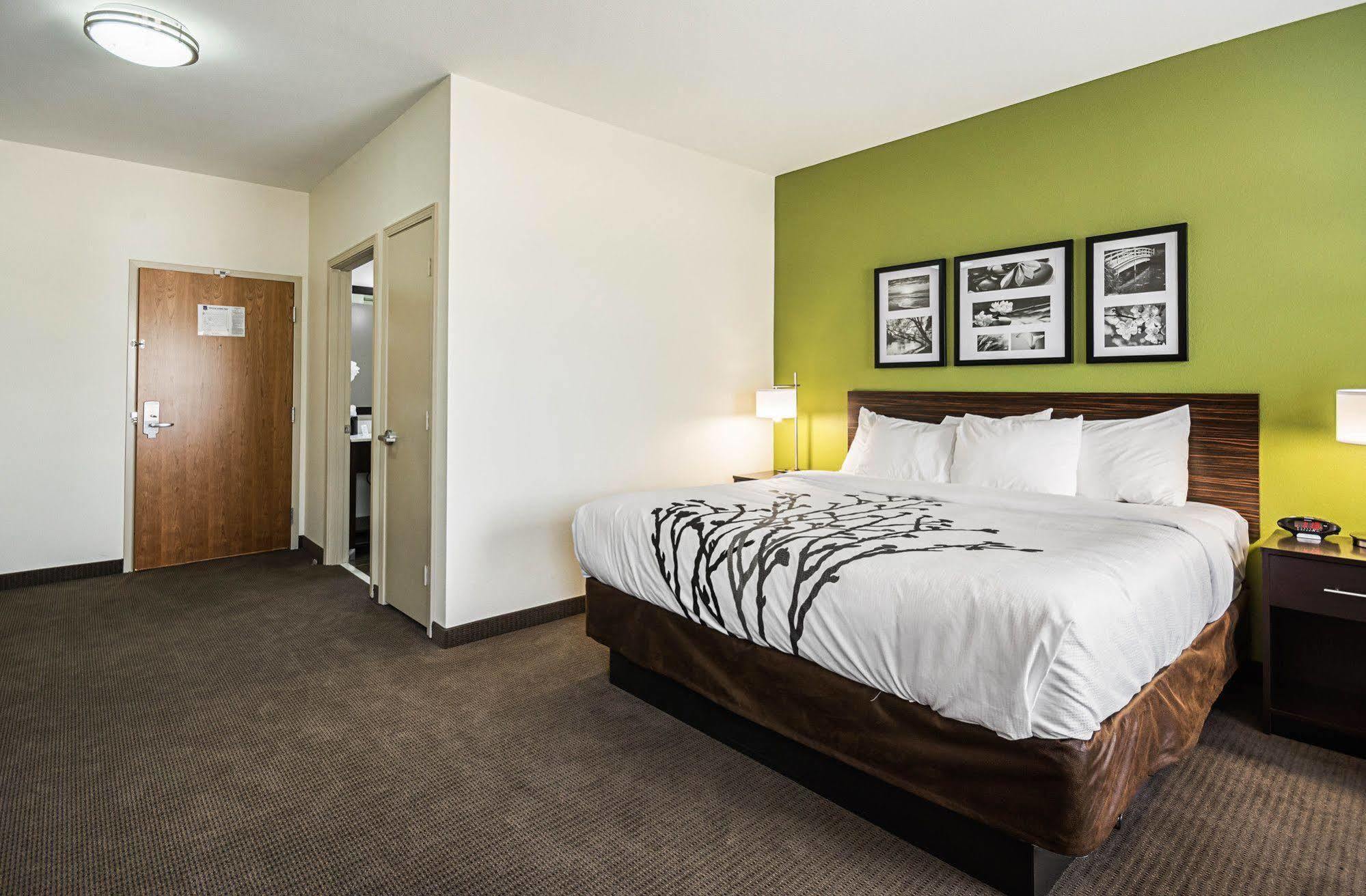 Sleep Inn Dallas Love Field-Medical District 3*