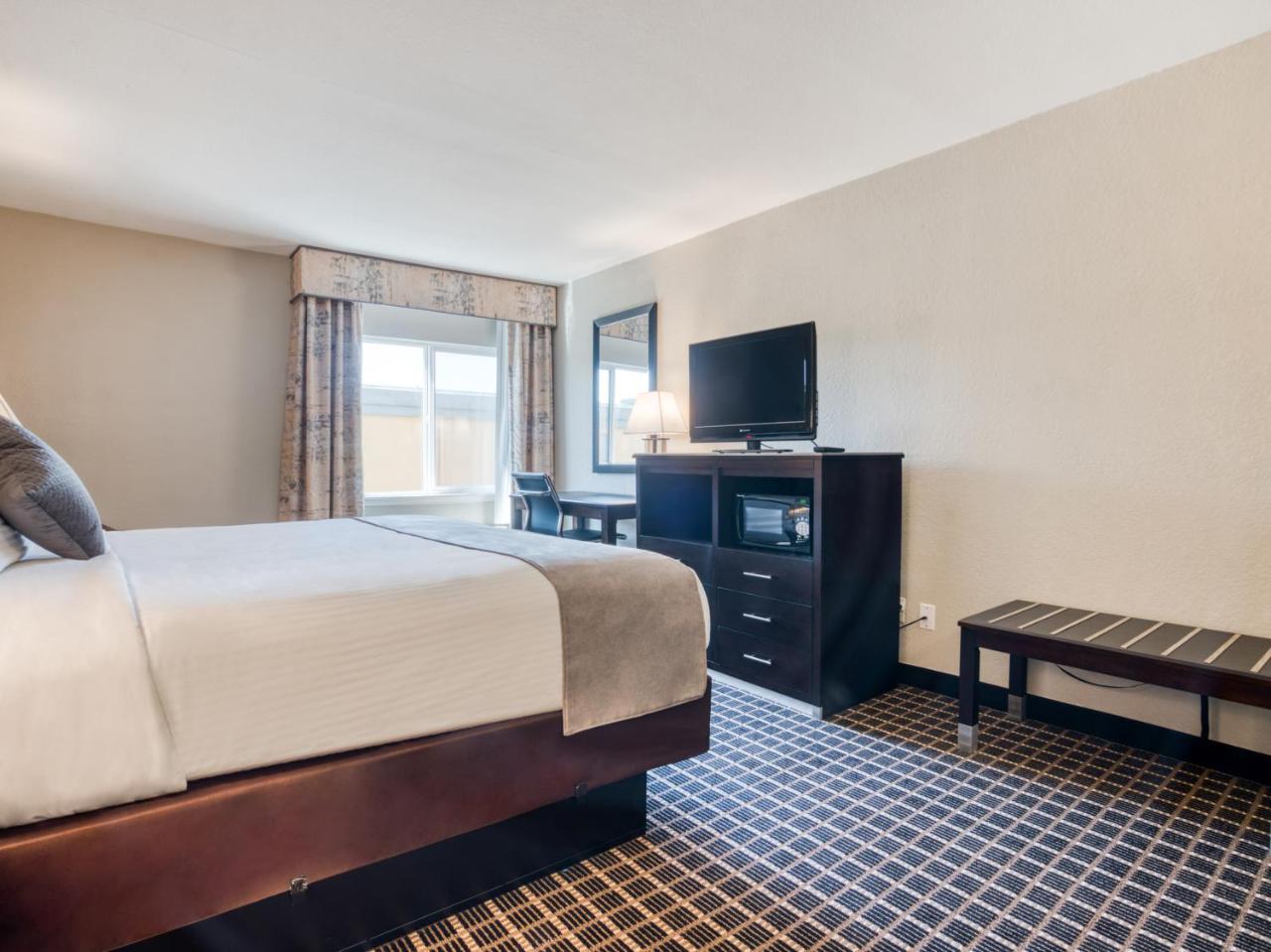 Alexis & Banquets Park Galleria Hotel 3*