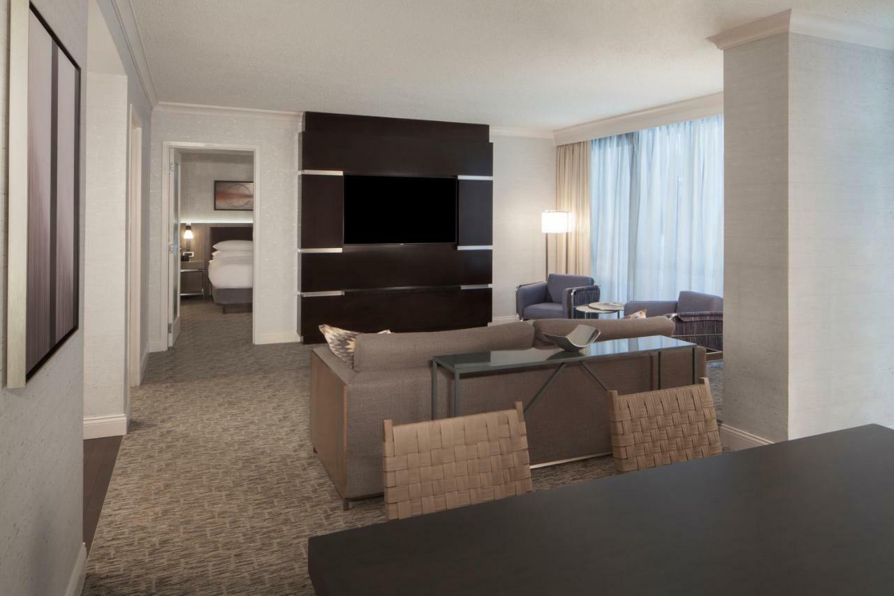 Marriott Downtown Hotel 4*