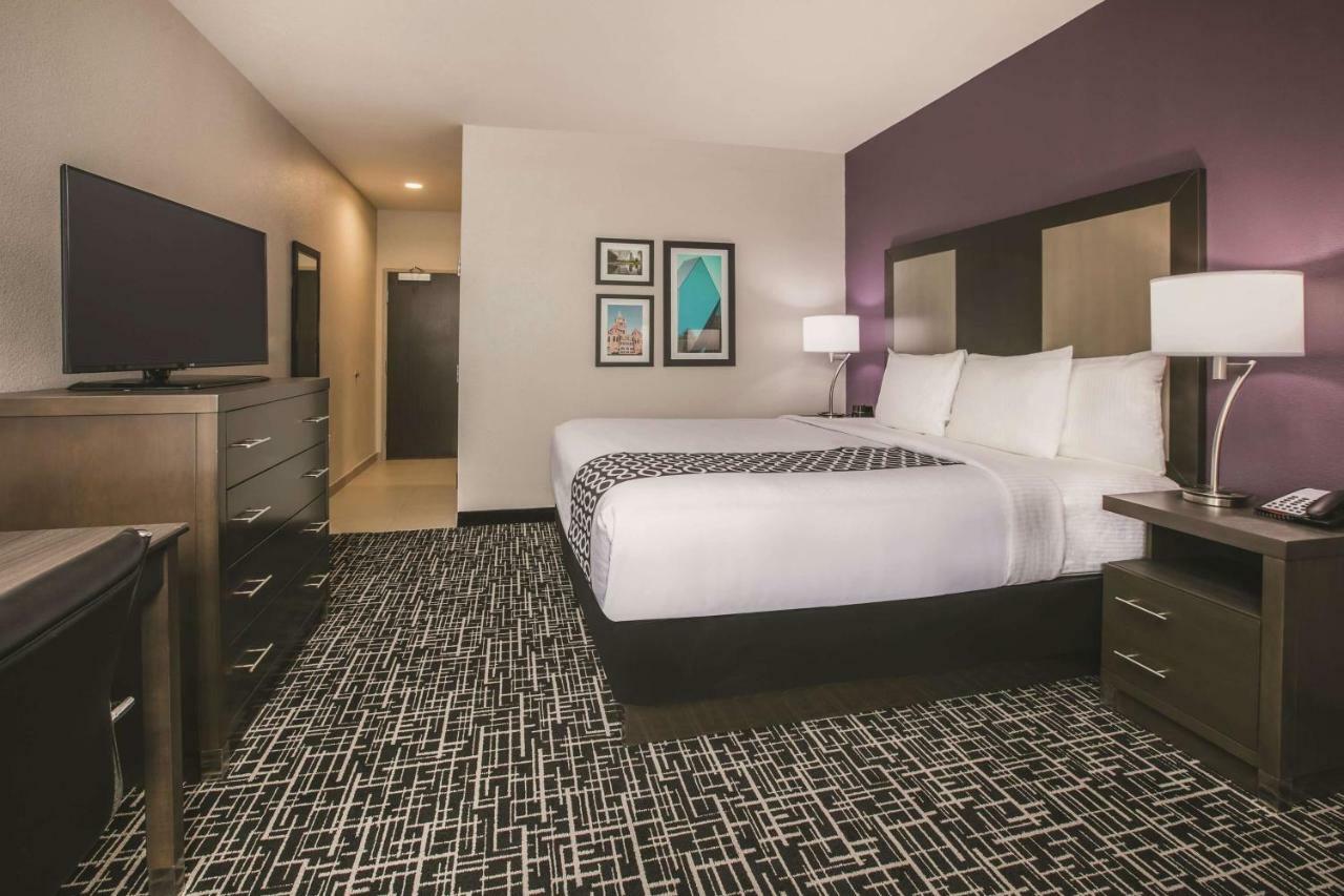 La Quinta By Wyndham - Richardson Hotel