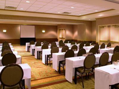 Sheraton Market Center Hotel 4*