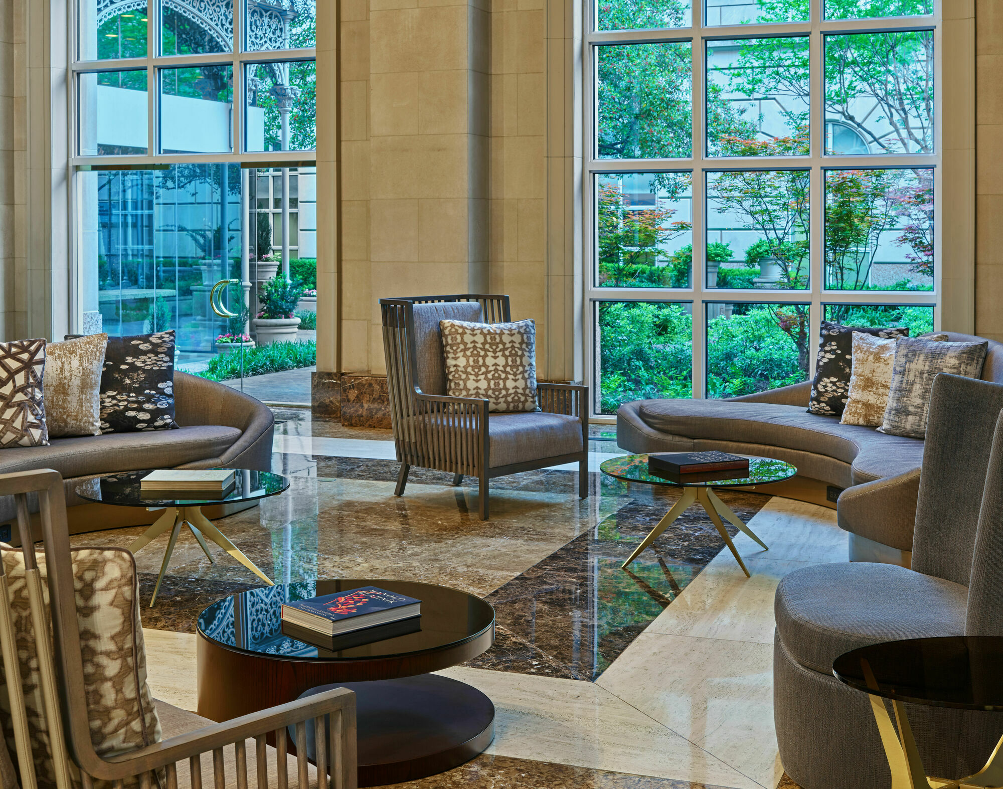 Crescent Court