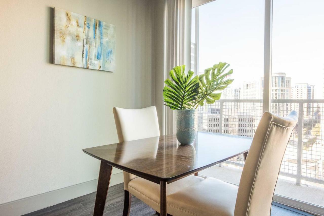 Frontdesk Uptown Downtown Dallas View Apts Apartment *