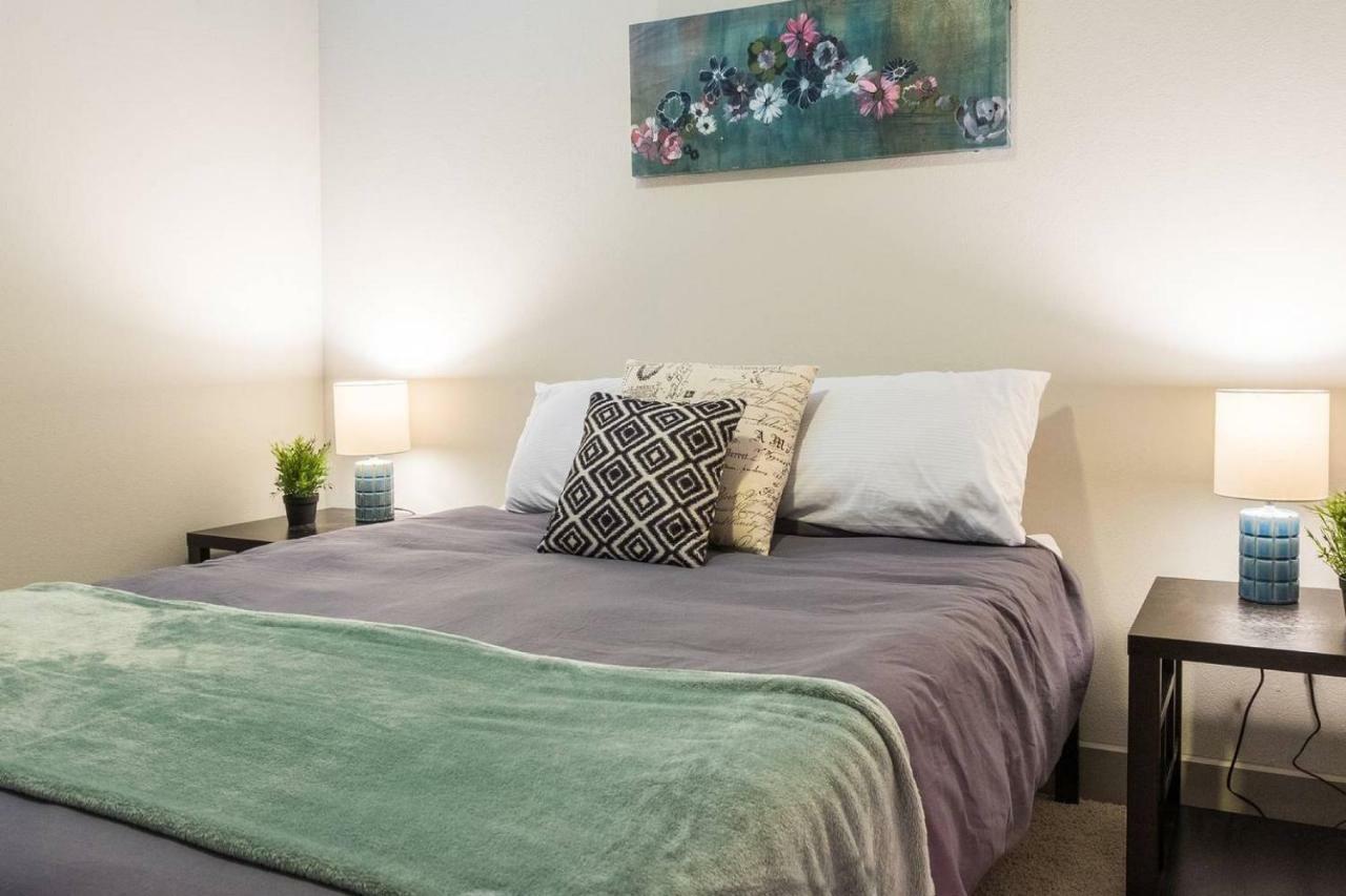 Apartment Frontdesk Uptown Downtown Dallas View Apts Dallas