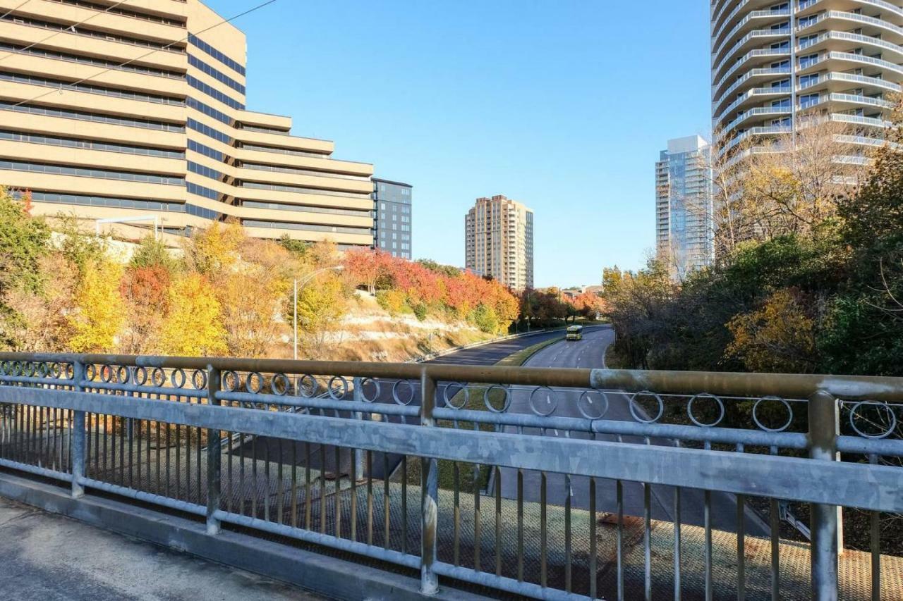 Apartment Frontdesk Uptown Downtown Dallas View Apts Dallas