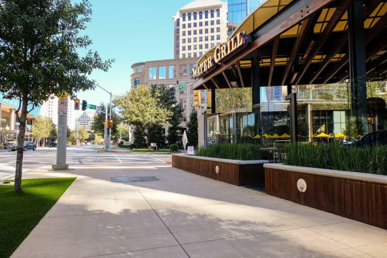 Frontdesk Uptown Downtown Dallas View Apts * Dallas