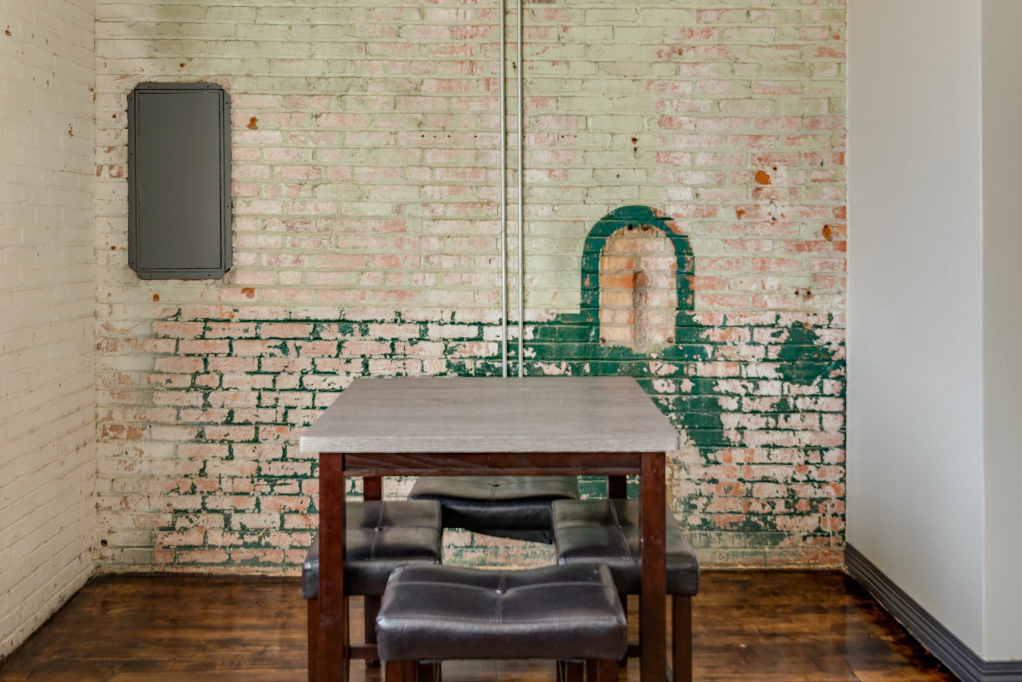 Historic Downtown Apartment