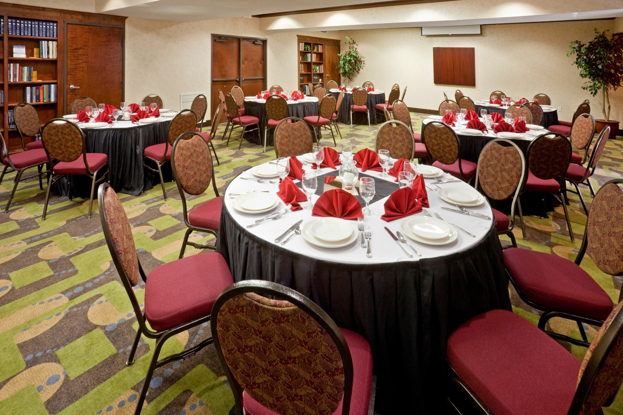 Express & - Park Northeast By Ihg Dallas