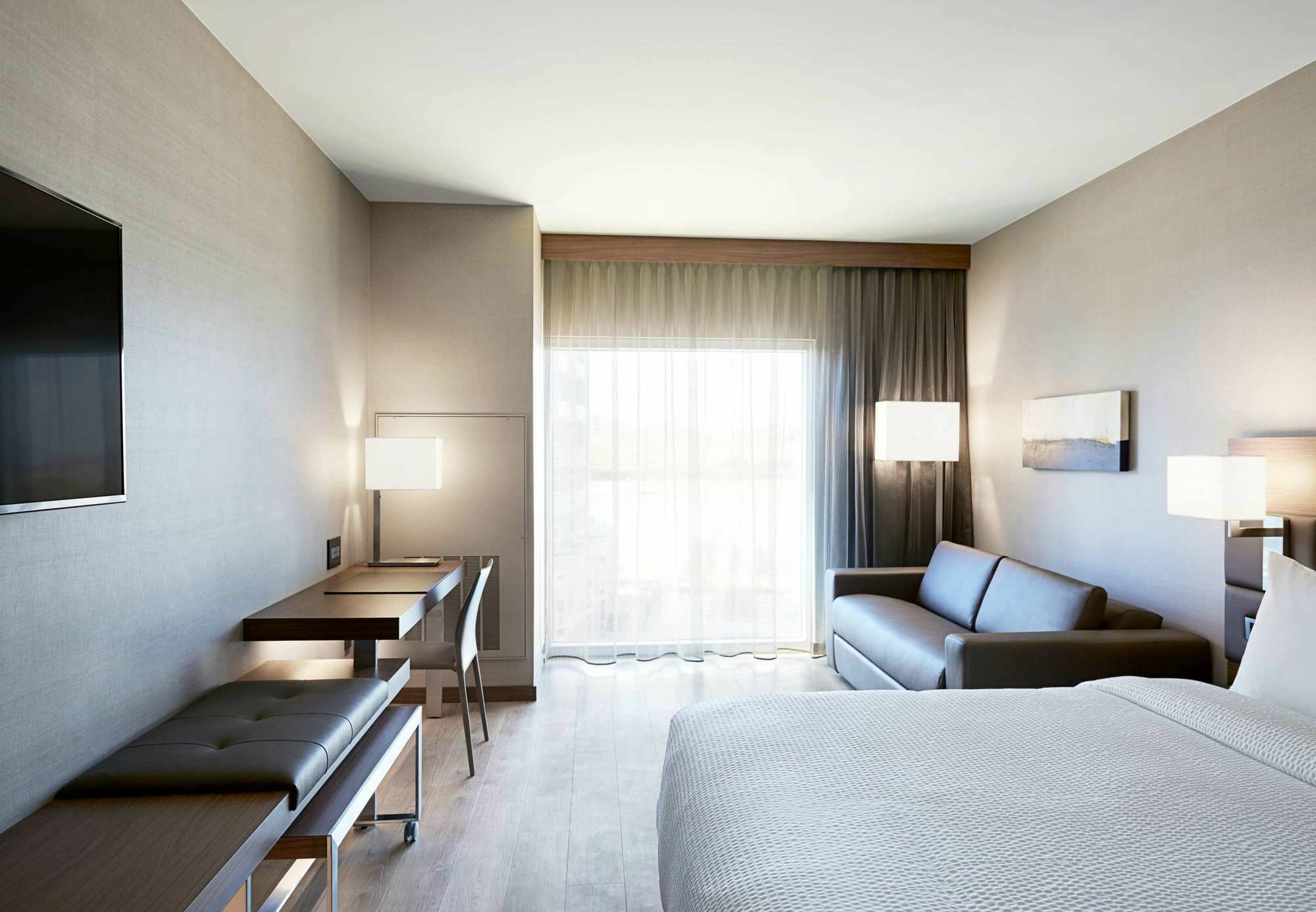 Hotel Ac By Marriott Downtown 3*